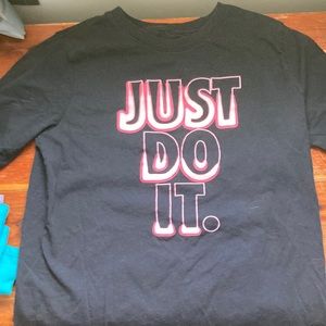Nike tee